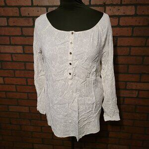 Faded Glory Cream and Gray floral long sleeve, scoop neck, henley top Size LG.